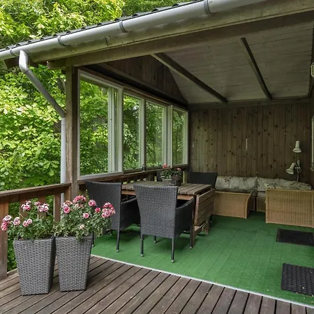 Dom wakacyjny Two-bedroom In