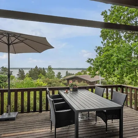 Holiday home Amazing In With Kitchen Borkop